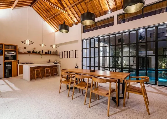 Villa Luxe En Comfortabel ~ 5* Locatie ~ Zwembad ~ Kingsize Bedden Canggu (Bali)
