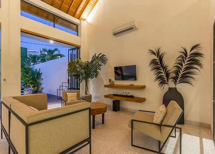 Luxe En Comfortabel ~ 5* Locatie ~ Zwembad ~ Kingsize Bedden Canggu (Bali)